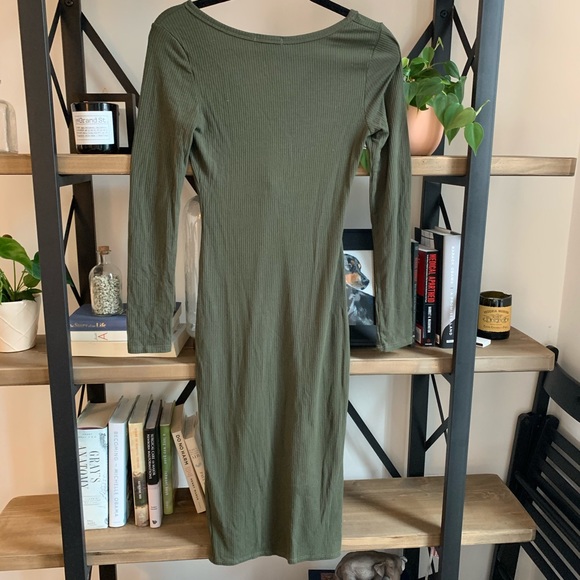 Ribbed Long-Sleeved Olive Green Dress - Picture 5 of 5